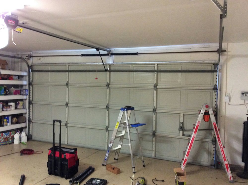 What Material Should I Pick for Garage Door?